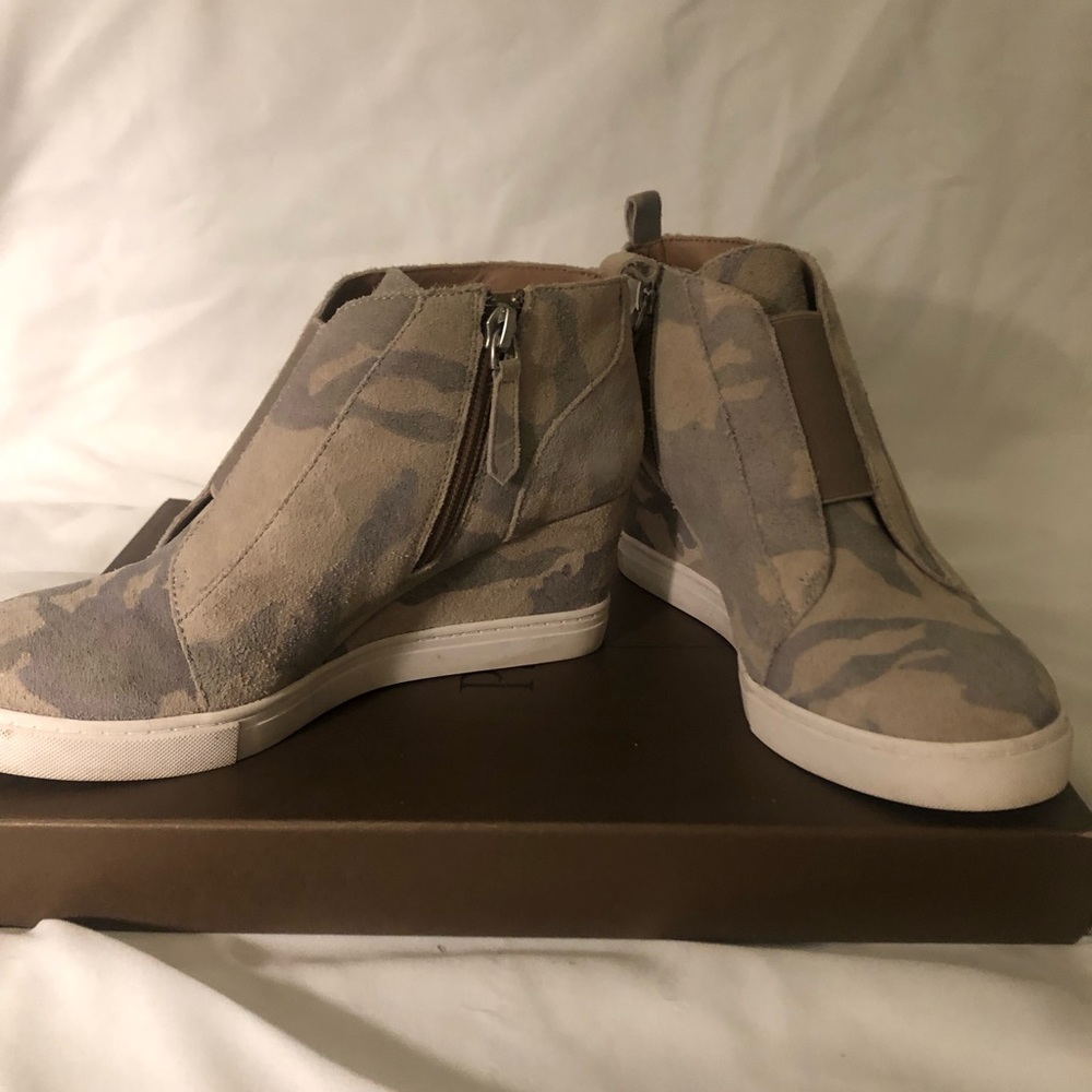 Paola wedges camp design
